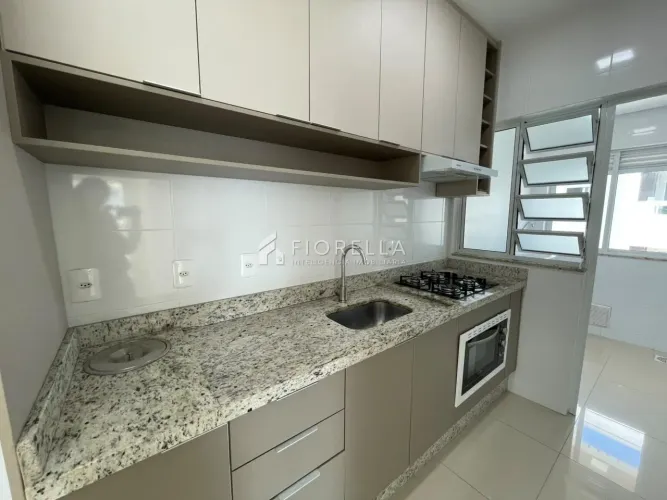 Apartamento 02 dormitórios no bairro Jardim Atlântico, Florianópolis/SC.
