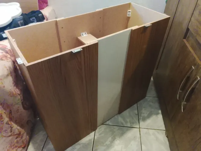 Mesa com 4 cadeiras