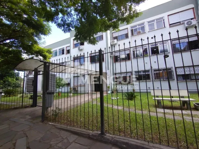 Apartamento com 1 quarto e 61m² à venda em Morro Santana, Porto Alegre.
