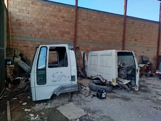 Cabine Ford cargo 2009/2010
