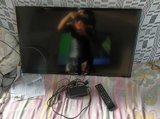 VENDO TV de 32 polegadas pouco usada R$650 Reais $