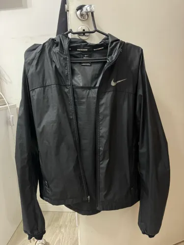 Corta vento Nike Feminina