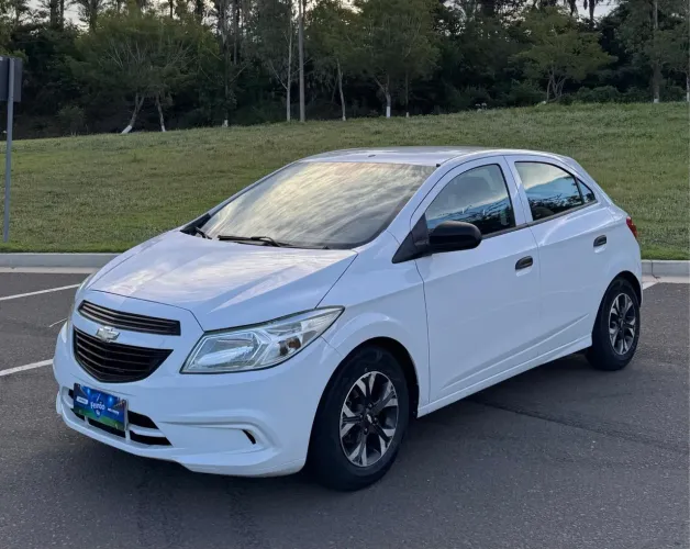 Chevrolet Onix JOY Hatch 1.0 8V Flex Mec. 4P 2018