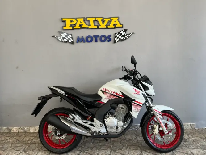 Honda Cb Twister 250 2022 33.000 KM