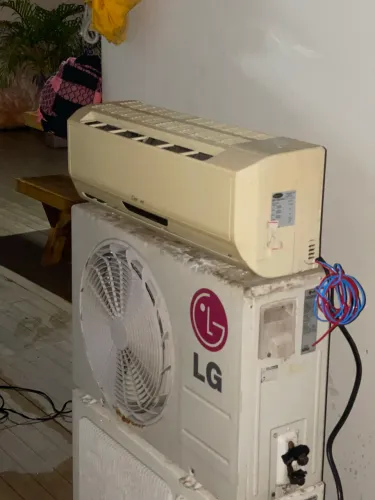 Vendo ar condicionado 9 mil btus instalado 