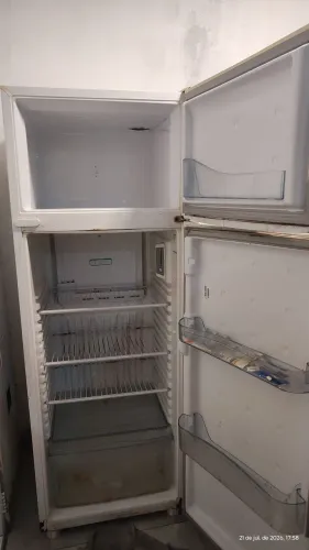 Geladeira funcionando perfeitamente