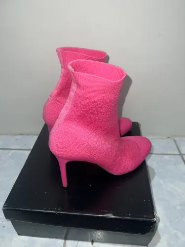 Bota rosa 35