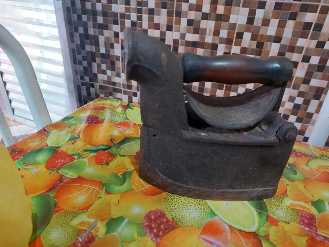 Ferro passar a brasa