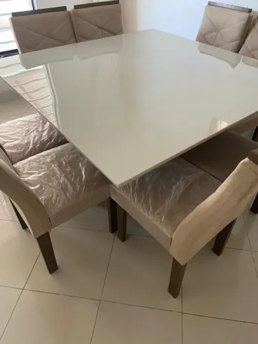 Mesa 8 lugares excelente condição