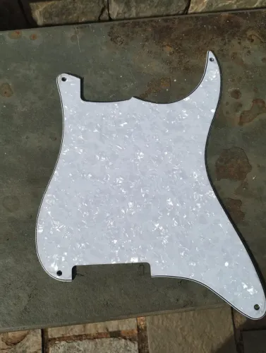 Pickguard para guitarra Stratocaster