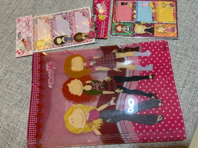 Kit papelaria menininhas 