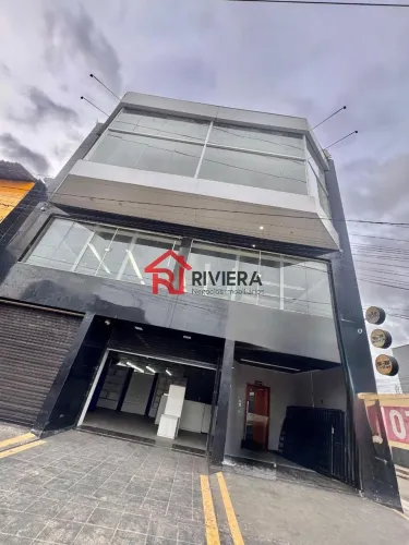 Prédio comercial de com 6 banheiros, 4 vagas de garagem e 800m² na Vila Nazaré, Paço do Lu
