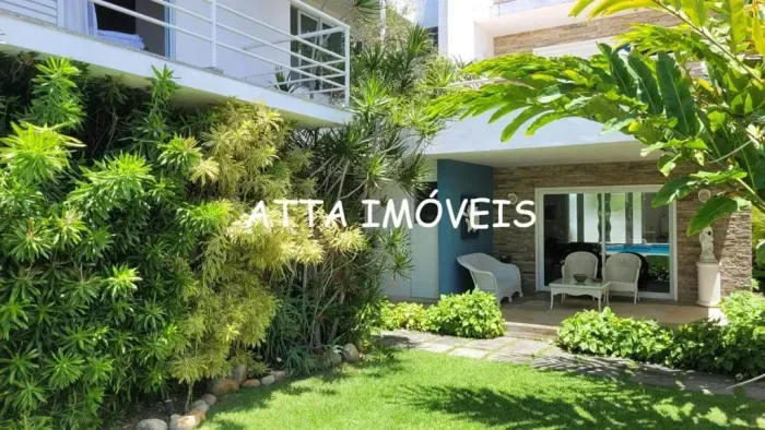 CONDOMÍNIO CRYSTAL LAKE - Linda casa duplex, disponível p/ venda com piscina, sauna, espaç