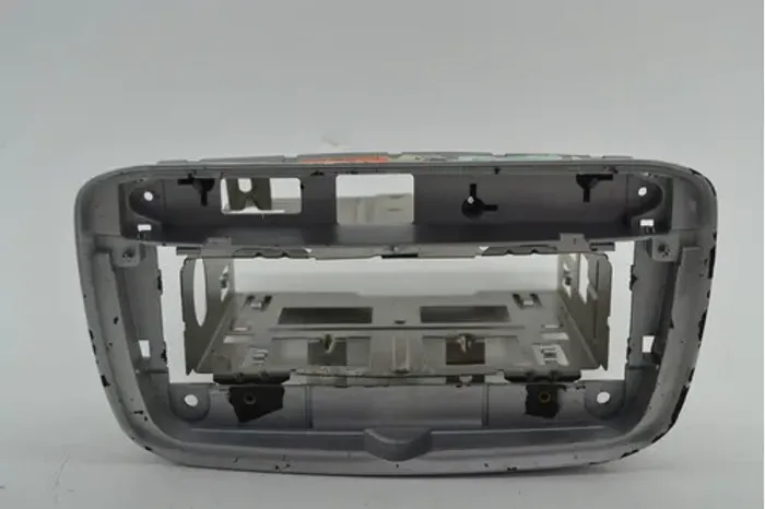 Suporte Com Fixação Radio Som Linea 2015 Punto Original