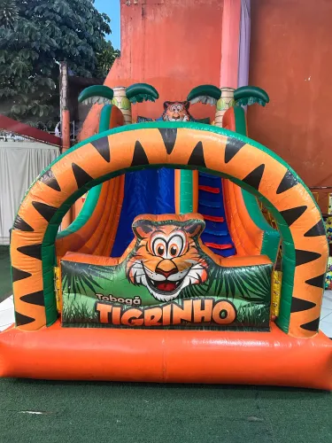 VENDO PARQUE INFANTIL/BUFFET