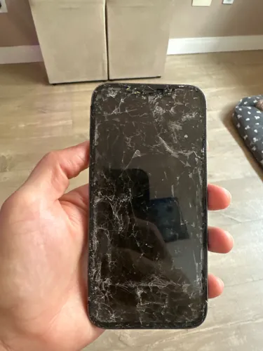 Celular iPhone 12pro Max ! Para retirada de peças !