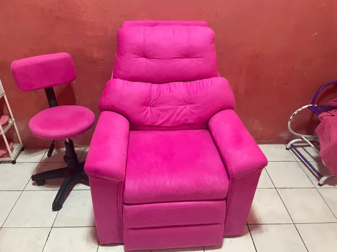 vende-se uma poltrona