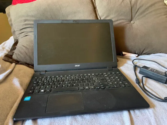 Notebook Acer Aspire ES1-531