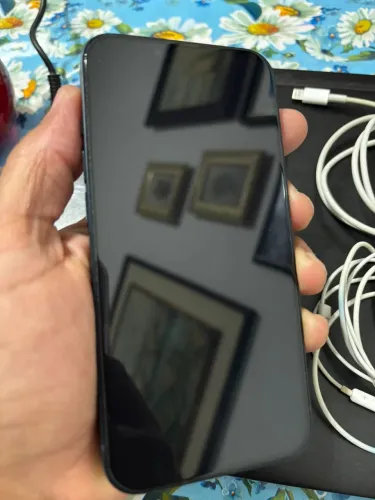 iPhone 13 128GB muito conservado
