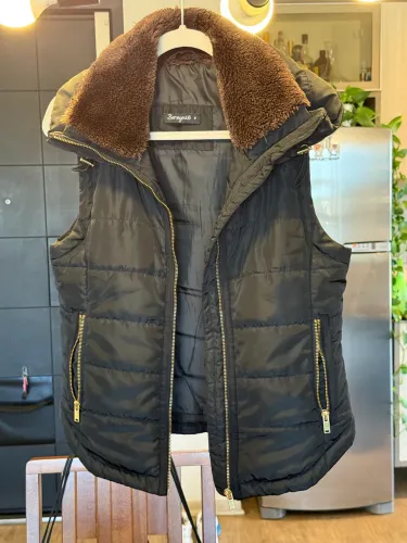 Colete de inverno preto