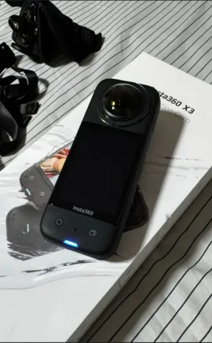 Câmera insta 360