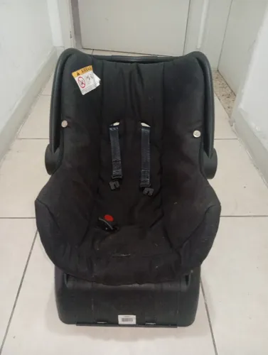 Bebe Conforto Galzernano com base de fixação veicular