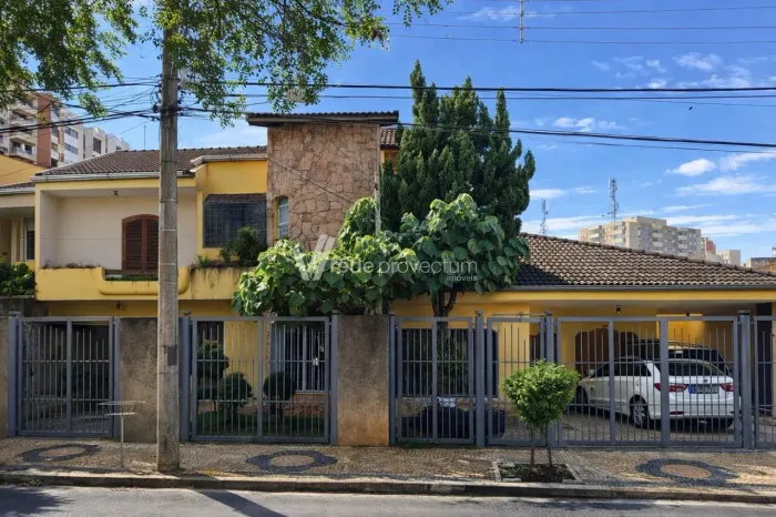 Casa à Venda no Botafogo em Campinas/SP