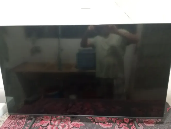 Tv Samsung qled qn50q60aag com defeito 