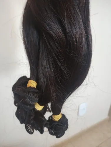 Vendo cabelo liso humano com 50 cm limpo cheiroso.