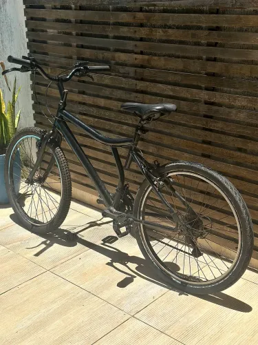 Bicicleta com marcha revisada funcionando normalmente 