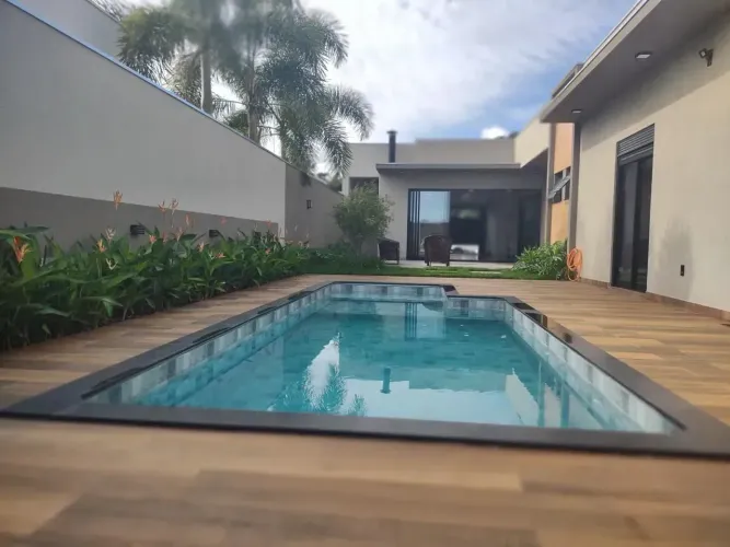 Condomínio Villa Dumont - 630m2 - 360m2 - Novo.