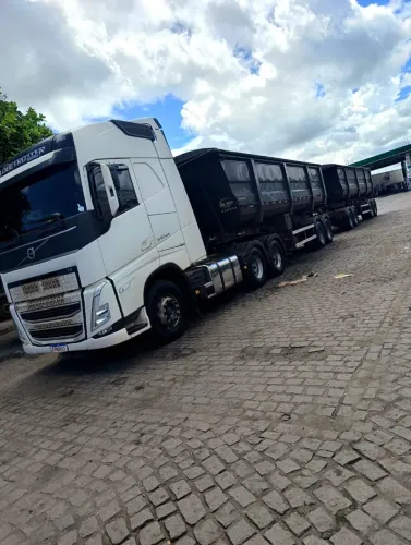 Volvo fh 540 6x4 único dono