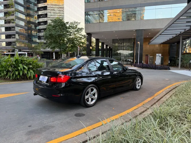 BMW 320I A 2.0 Turbo/activeflex 16V 184cv 4P 2014
