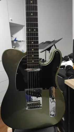 Guitarra Fender Telecaster 2012 em perfeito estado