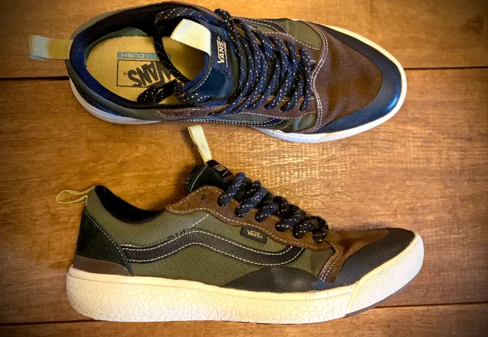 Tênis VANS Ultrarange EXO SE Black Olive