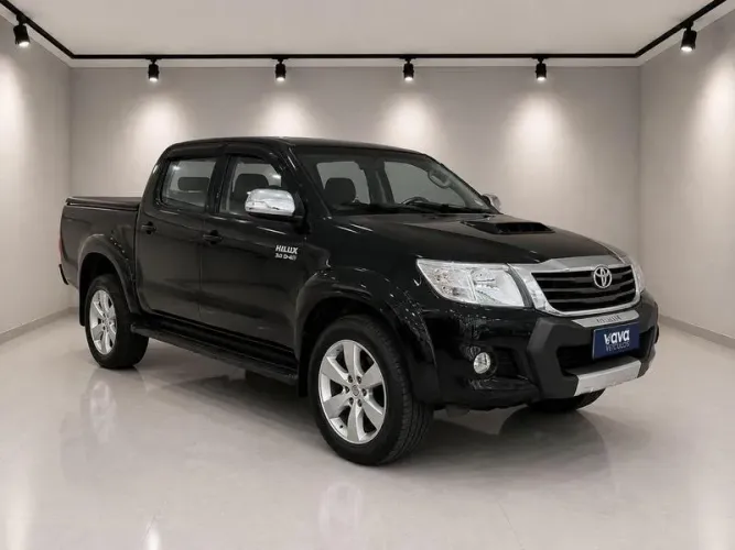Toyota Hilux CD SRV D4-d 4X4 3.0 TDI Dies 2013