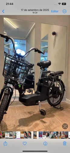 Vendo uma bicicleta elétrica funcionando tudo perfeitamente 