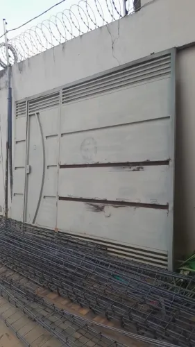 Vendo ese portão