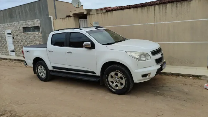 Chevrolet S10 Pick-up LTZ 2.4 F.power 4X2 CD 2014