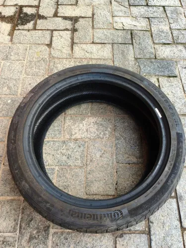 Pneu continental aro 18 215/45