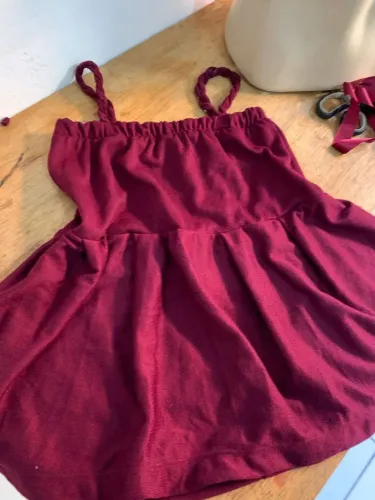 Blusa de alça com babado