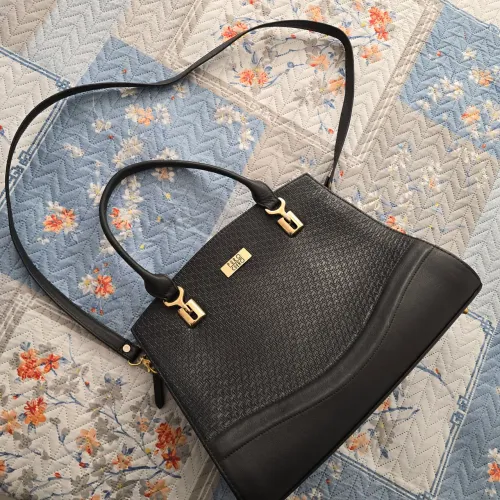 Bolsa Preta em Couro