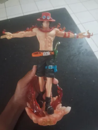 Vendo este boneco, nao uso mais e so fica na minha estante