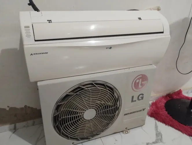 Ar condicionado LG 12Mil BTUs Para Concerto ou Retirada de peças