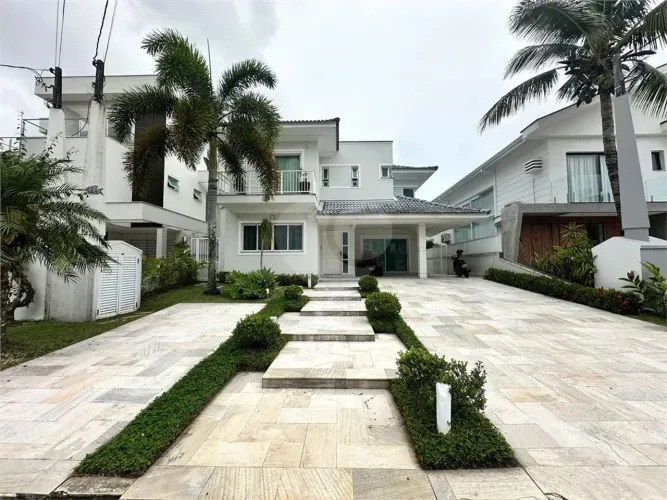 Casa com 5 quartos à venda em Vista linda - SP