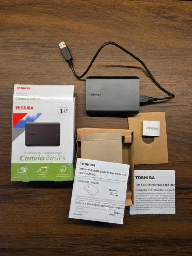 HD Externo Toshiba 1TB Canvio Basics Preto HDTB510XK3AA