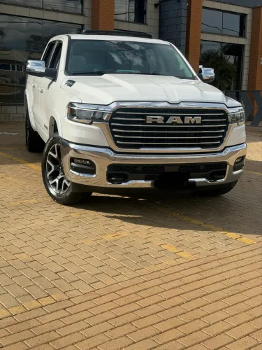 Ram 1500 Laramie 3.0 CD Bi-TB 4X4 Aut. 2025