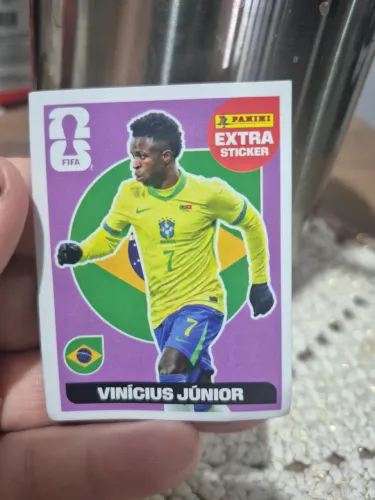 Figurinha legend bordô Vini Jr