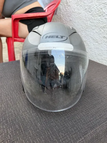 Capacete