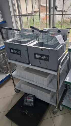 NZ. Fritadeira elétrica bancada zona fria só óleo 5.500w METALCUBAS